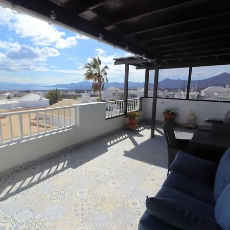 Apartment Sunset House Lanzarote- House In With Sea View Tias